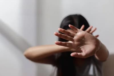 Violences à La Roche-sur-Yon : il frappe son ex, des déménageurs et des policiers